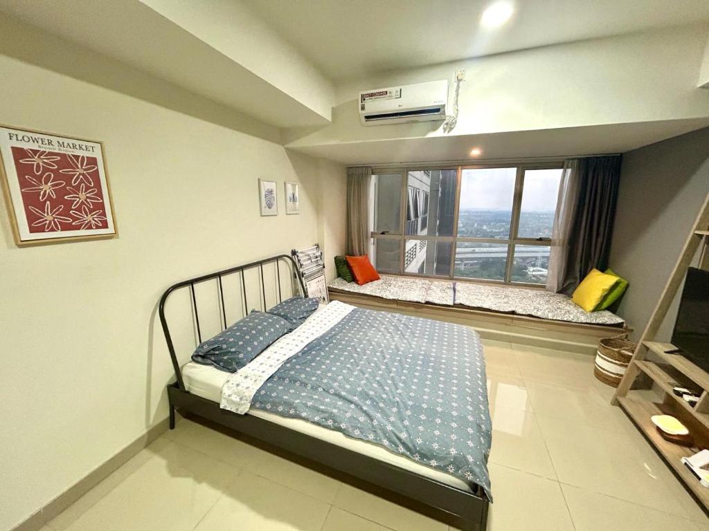 Lovely Studio Unit in Orange County, Jatirarangan