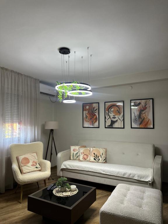 Apartman Una, Leskovac