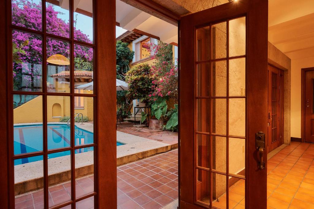 Casa Dos Parques Pool Garden Design Location - 4