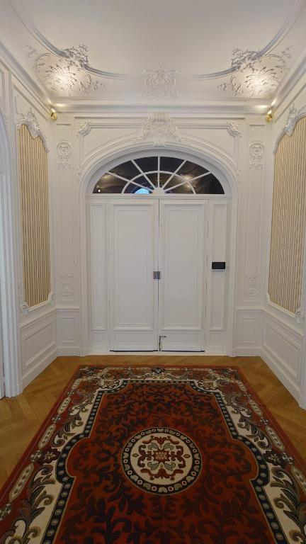 Appartement Haussmannien face aux halles - 4