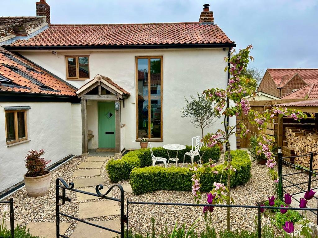 Bailiffs Cottage, Castle Acre