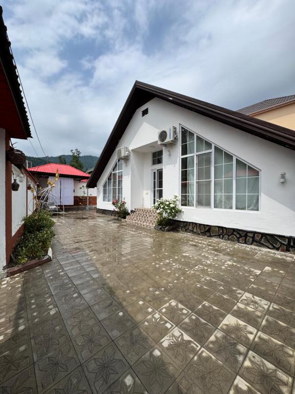 Gabala A frame, Gabala