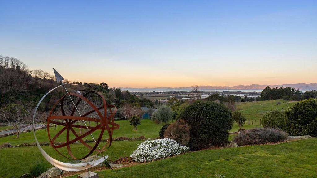 Spectacular Tasman Views, Umukuri