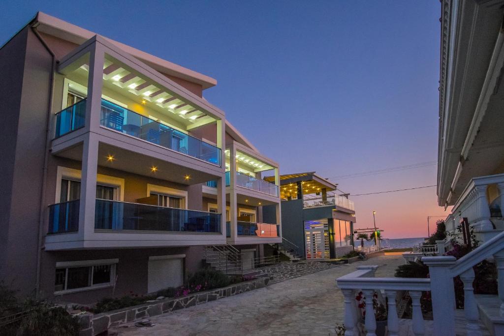 Must Boutique Hotel &amp; Restaurant — Hotel in Kanali (Zaloggo)