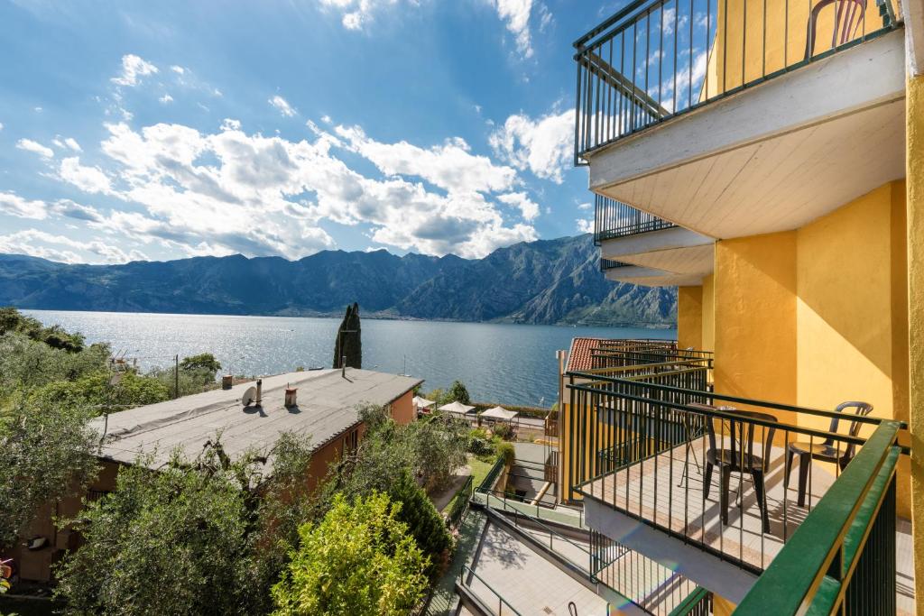 Hotel Sole Malcesine — Hotel building in Malcesine, Veneto