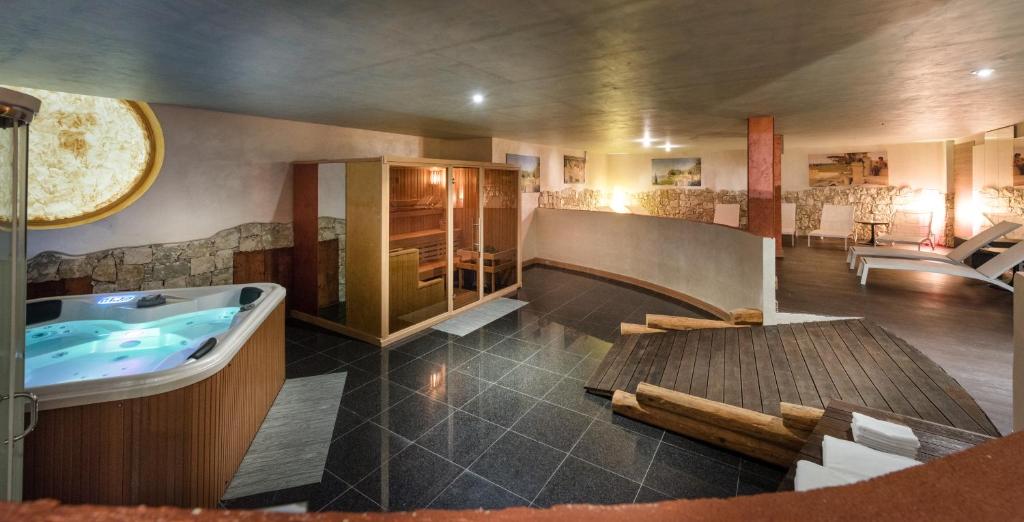 Hotel Sole Malcesine — Spa in Malcesine, Veneto