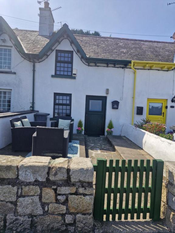 Captain's Cottage, Widows Row, Newcastle photo 5
