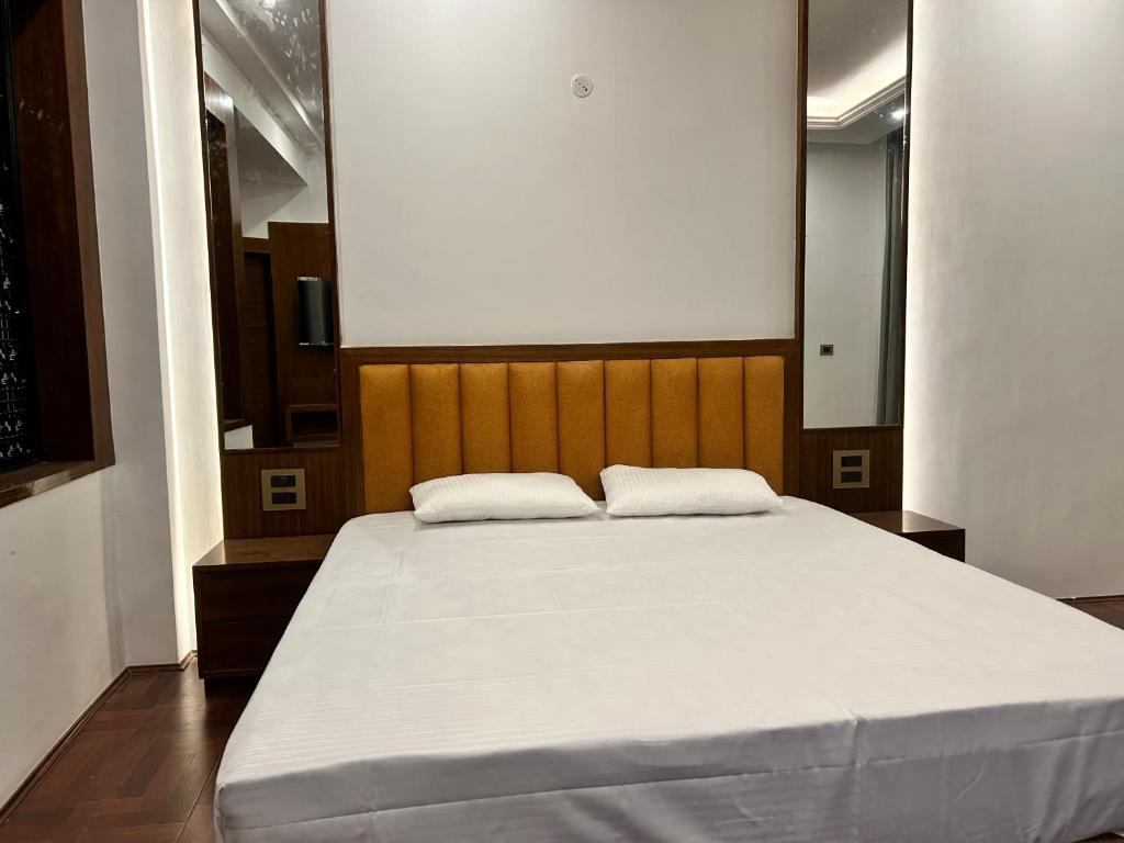 The Host Ladakh, Léh