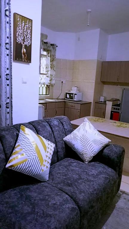 Coastal Stay Pool, WiFi & 7 Min to Shanzu Beach, Mombasa