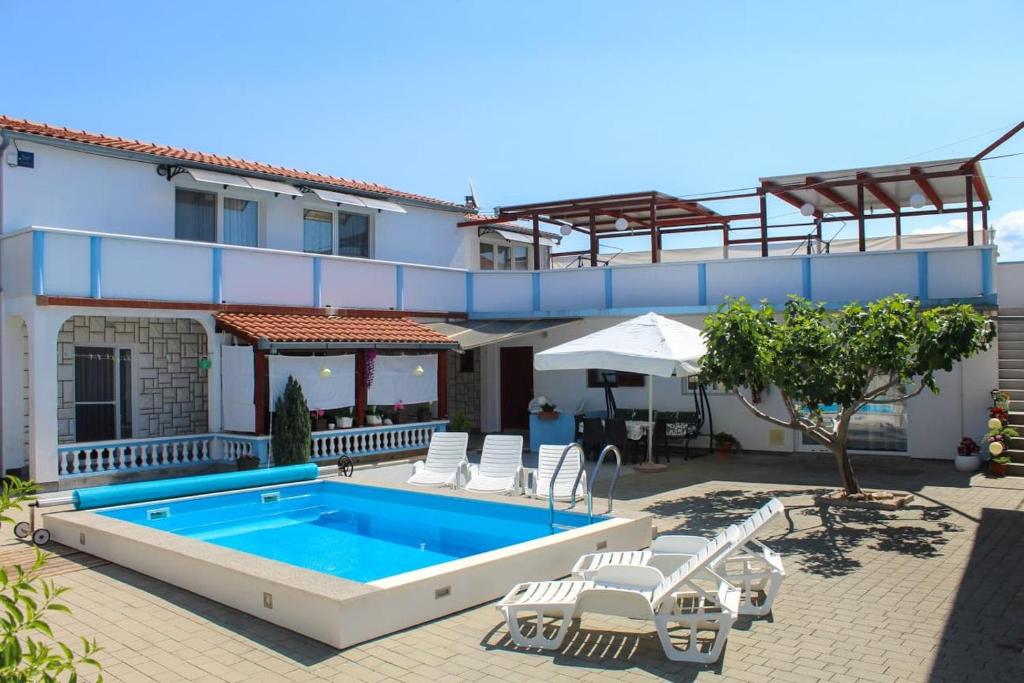 Apartment in Tribunj with sea view, balcony, air conditioning, W-LAN 5034-2, Tribunj