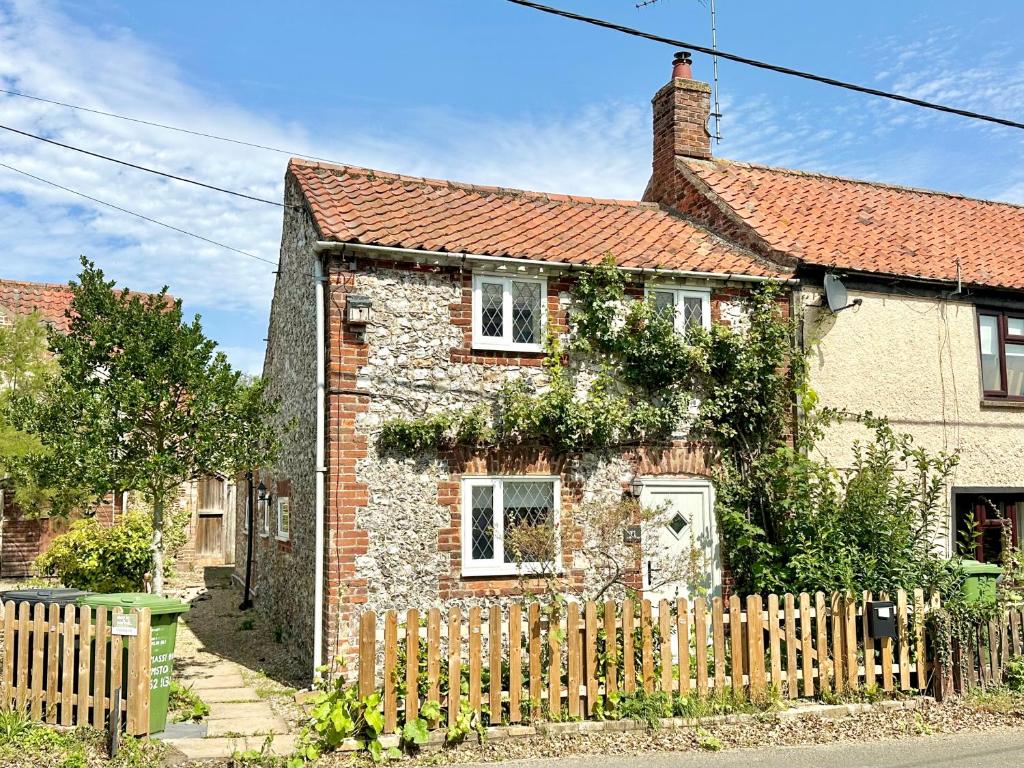 Albie Cottage, Grimston