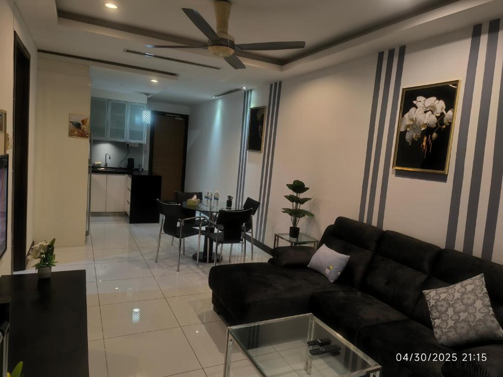 0108 Casa Residency- Sweet Home 2R 2B, Kuala Lumpur