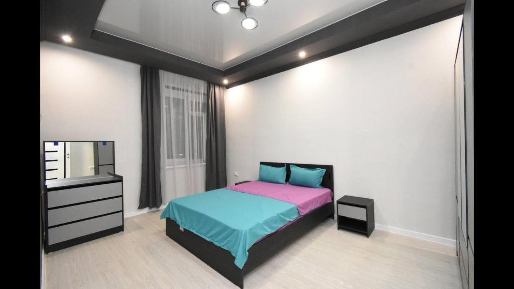 Spendaryan str in the opera, Jerevan