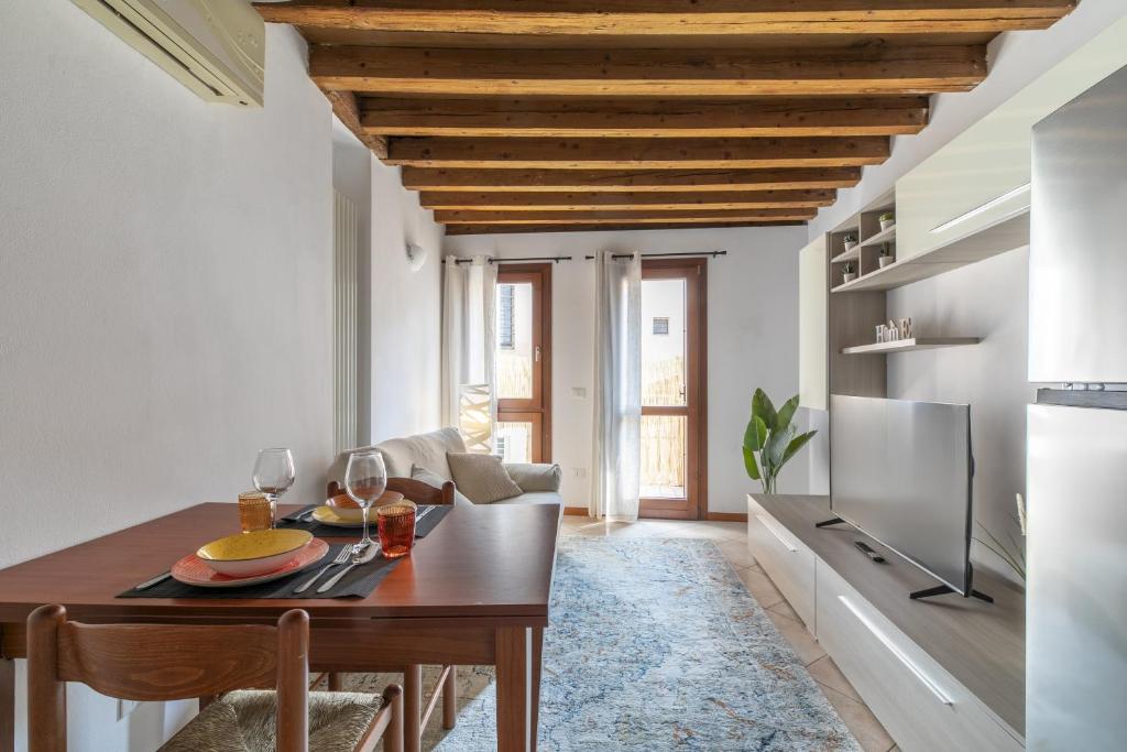 i-HOMES Pescaria Apartment - 1