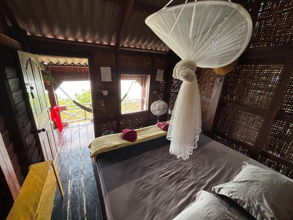 Don Som Riverside Guesthouse