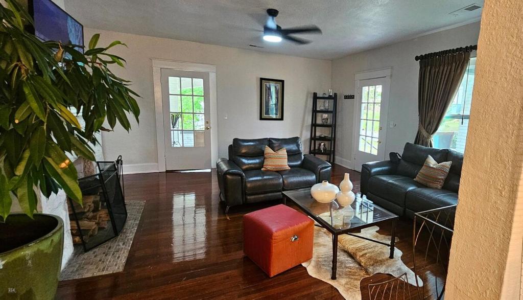 Two levels of entertainment!, Birmingham