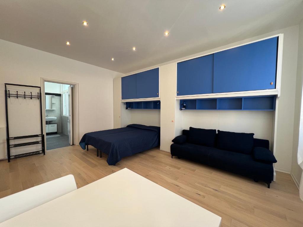 Cozy 1 Apartment - City Center Train Station - 3