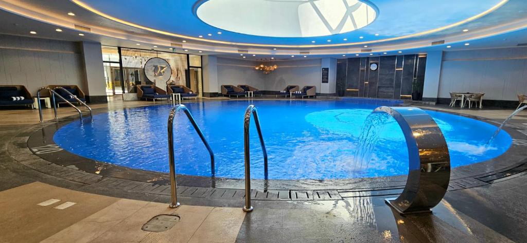 JW Marriott Serviced Apartment 3 bedroom pool view New Cairo, Káhira