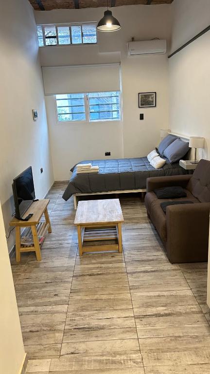Monoambiente estudio impecable - 2