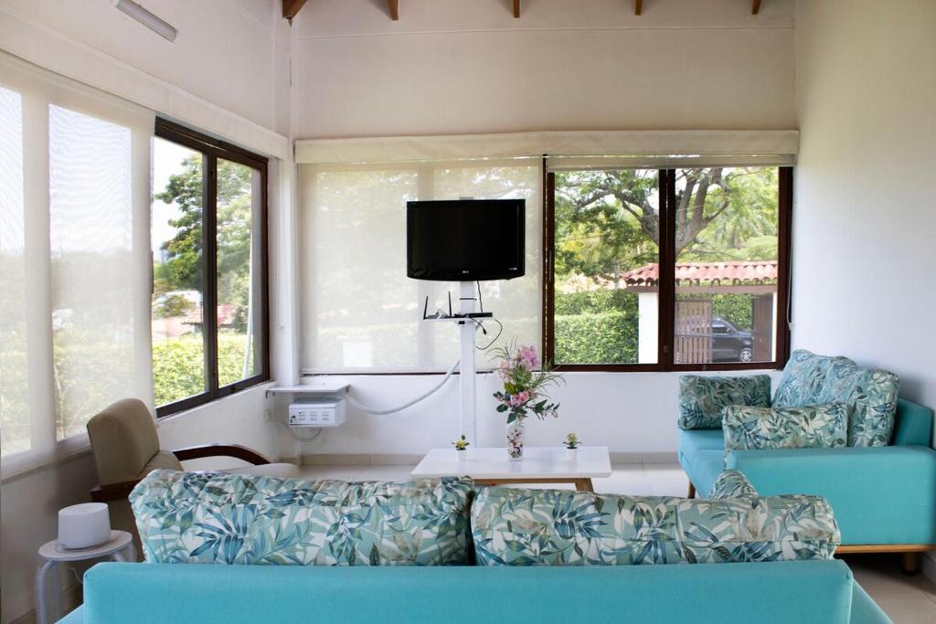 Villa María Lilia Casa con piscina y jacuzzi privado - 4