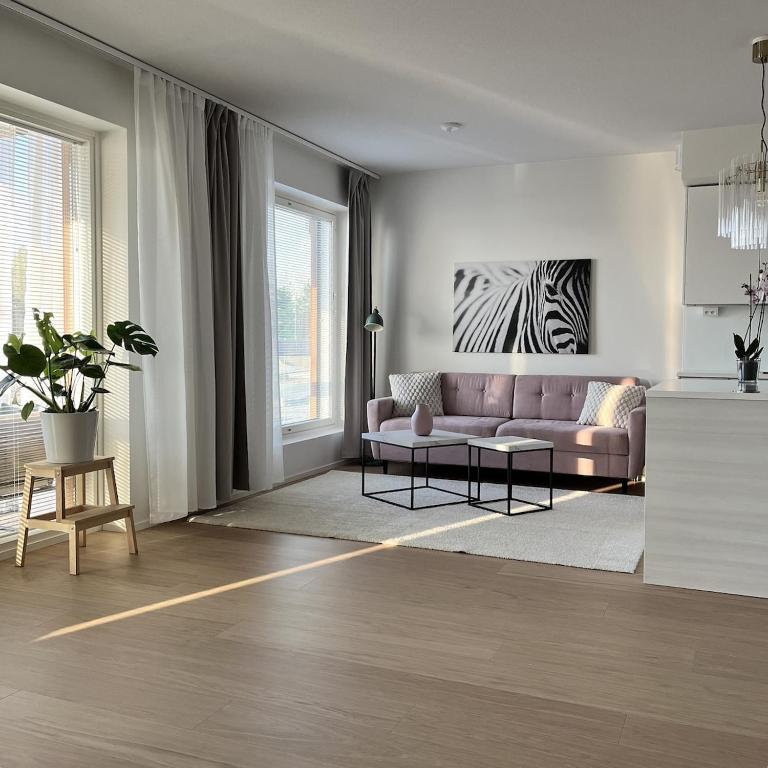New apartment with sauna, lake and beach, Tampere