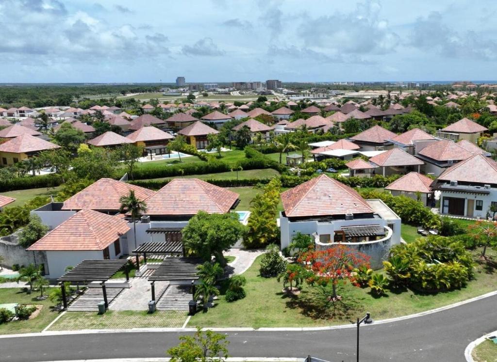 Villa in Cap Cana 4BR Green Village, Punta Cana
