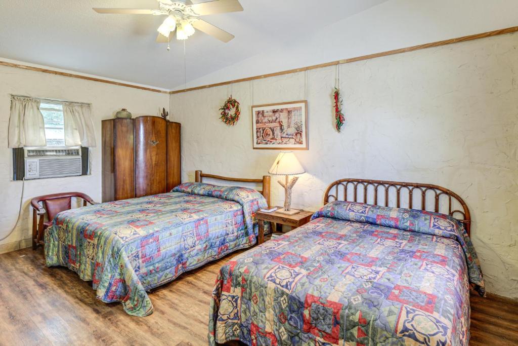 Explore Lake Whitney Studio with Trail Access, Whitney