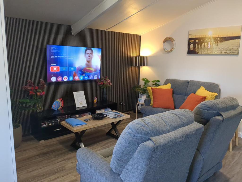 The Flat on Muddy, Moonta