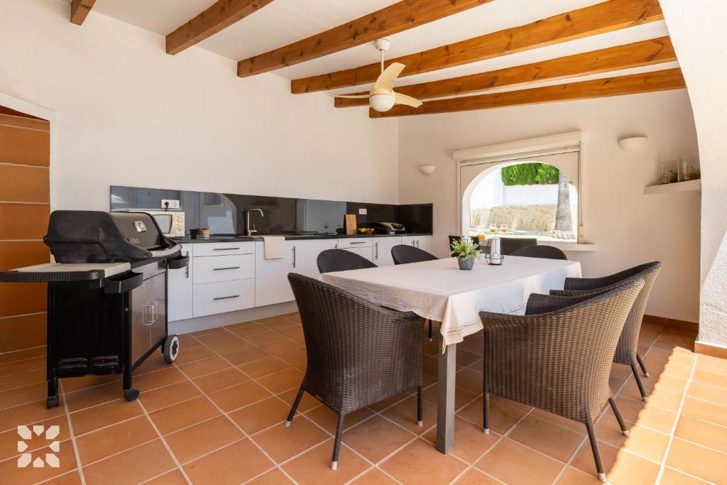 Villa Mackay by Abahana Villas - 5