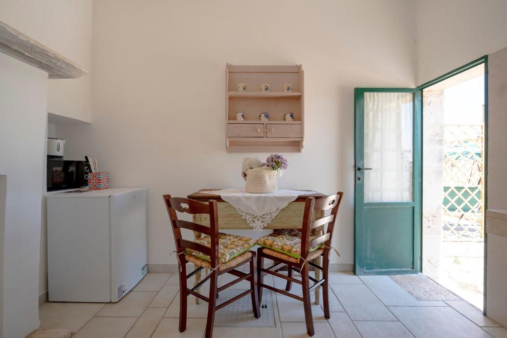 GuestHost - Contrada Mavugliola Apartments with Patio and Parking - 4