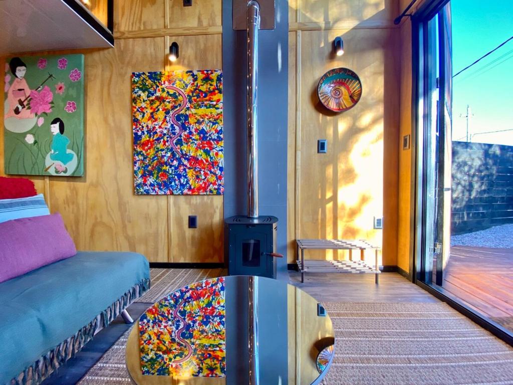 Cozy, tiny house, walking distance from the ocean - 2