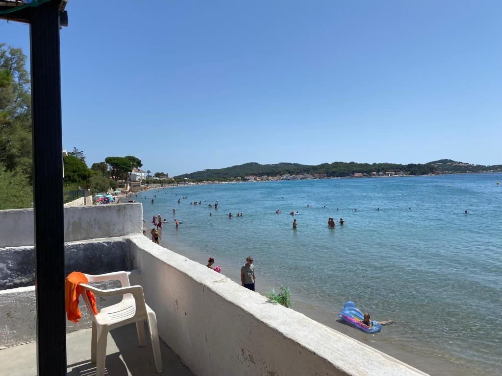 Villa meublée Pieds dans l'eau, au mois ou plus - 2