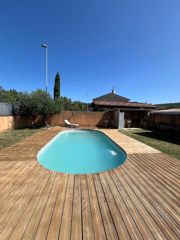 La maison de Claude avec terrasse et piscine - 5