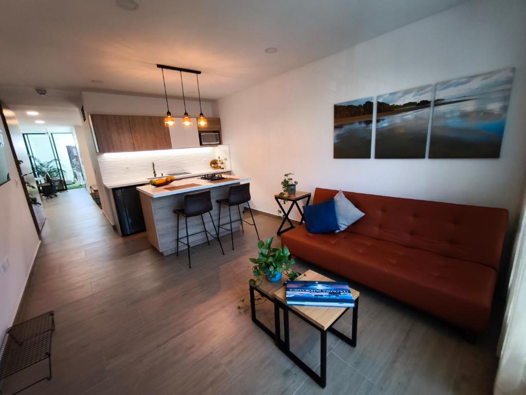 Florentina Living 302 - 5