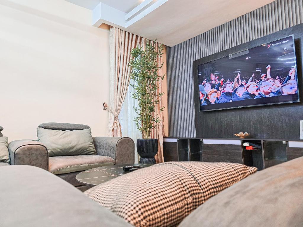 4 bed duplex in prime location, Ibadan