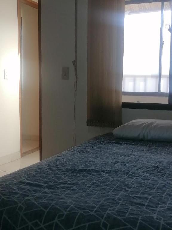 Cuarto con cuarto de baño y terraza - 5