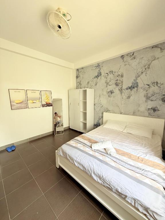 Futuristic Inn, Ho Či Minovo Město