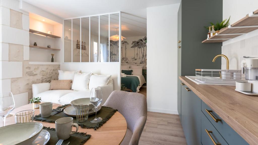 Slow studio, Les Clés de l'Espoir, proche Poitiers, Nieuil-lʼEspoir