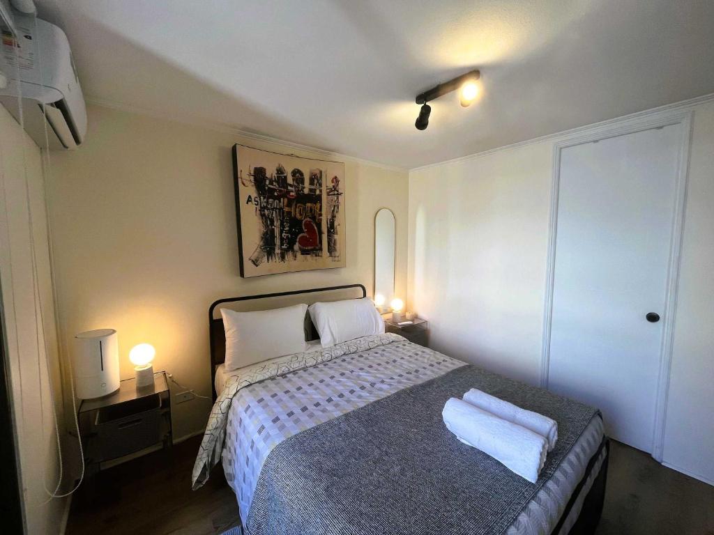 HOM I 2PAX, AA, Wifi, Smart TV, con acceso rápido a todo Santiago - 4
