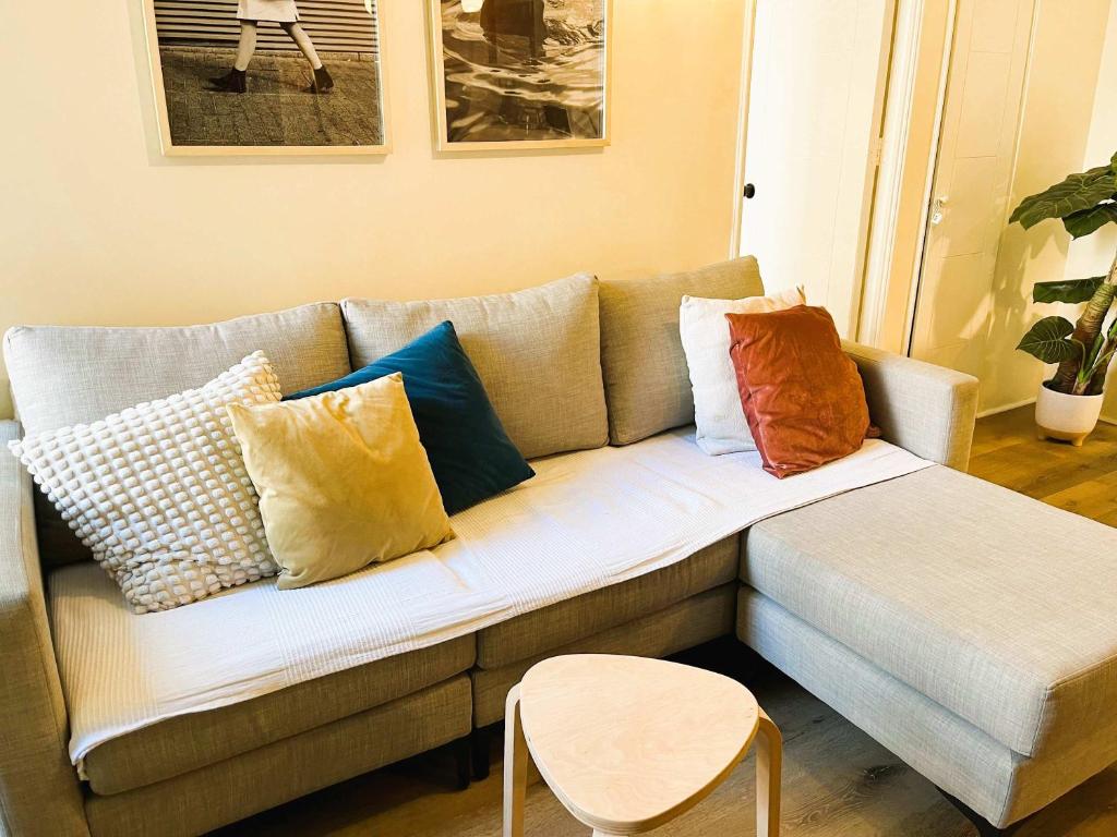 HOM I 2PAX, AA, Wifi, Smart TV, con acceso rápido a todo Santiago - 5