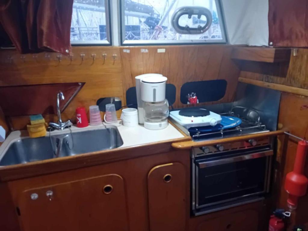 Bateau au port de Perros-Guirec - 3