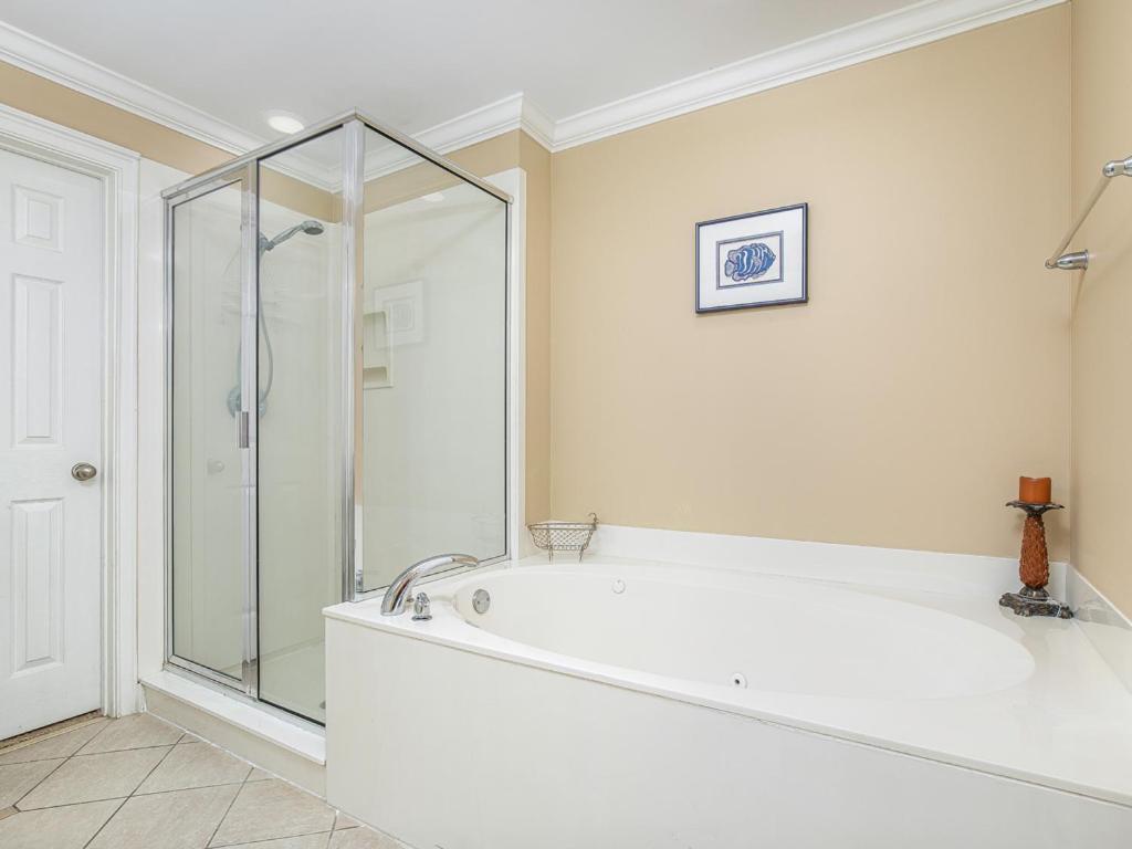 Brass Rail 214, Tybee Island