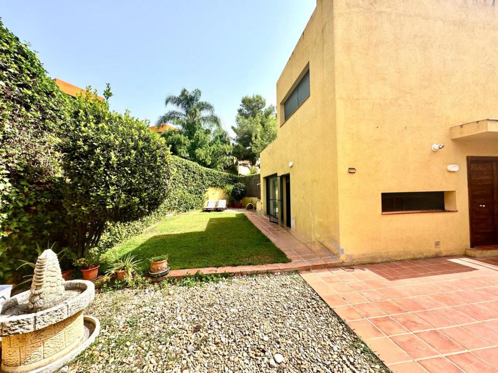 Casa para 7 pax a 650m de la playa - 1