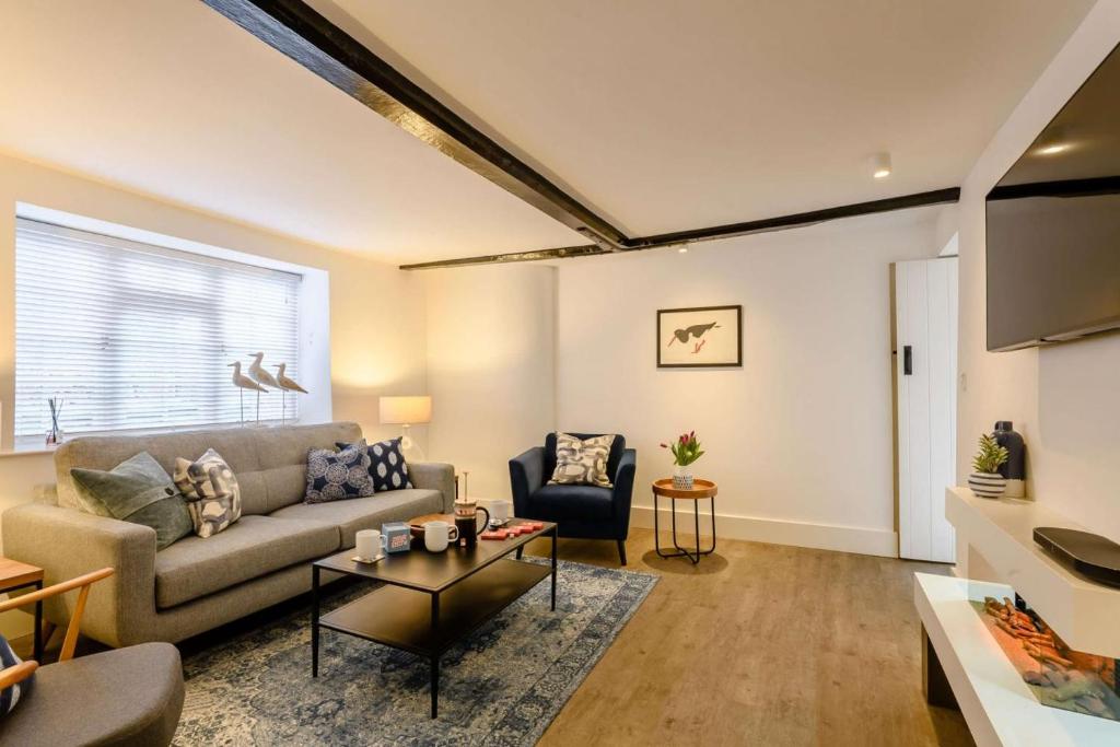 1 Carpenters Cottages, Holt