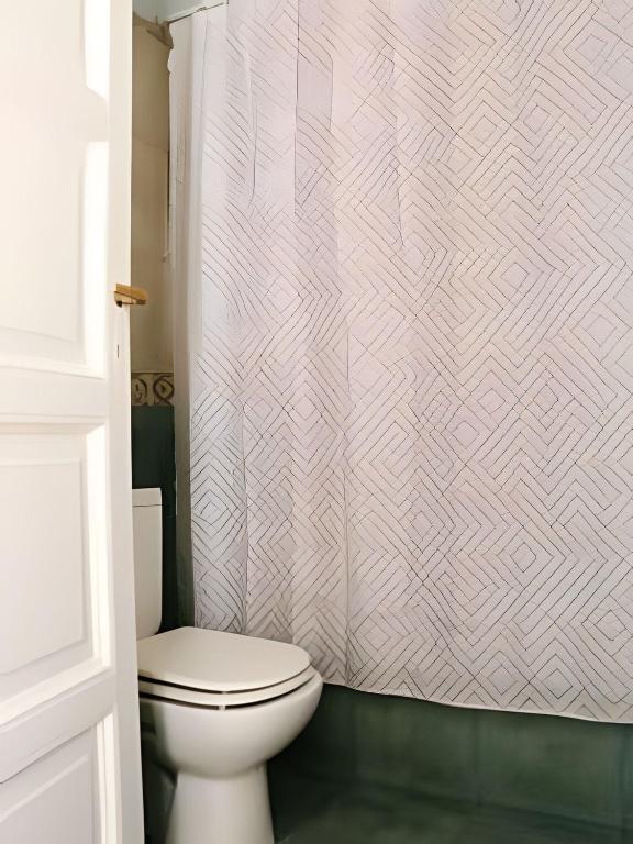 Edificio Jujuy 84 - 12 Deptos - 3