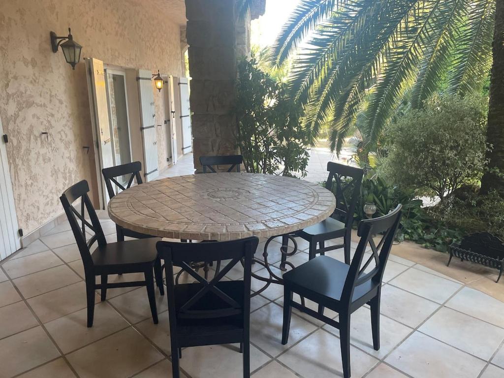 Prestigious 5-star garden villa - 3