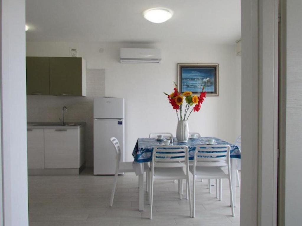 Modern flat with sea view - 2