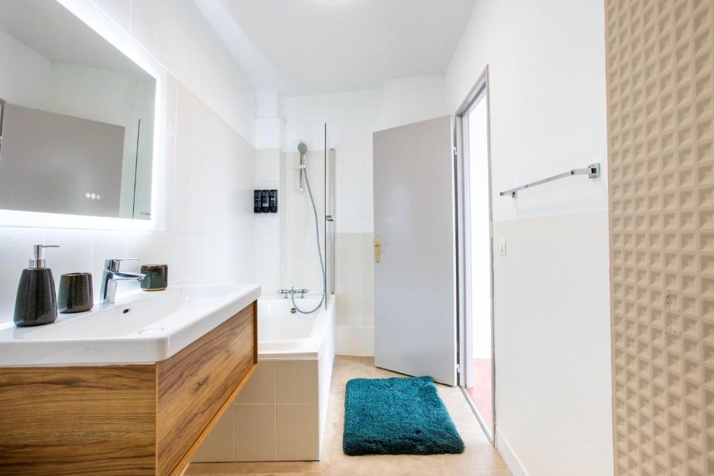 Nouveau - Vue panoramique Vosges - 90m moderne et Cocoon - Parking et Netflix - 4
