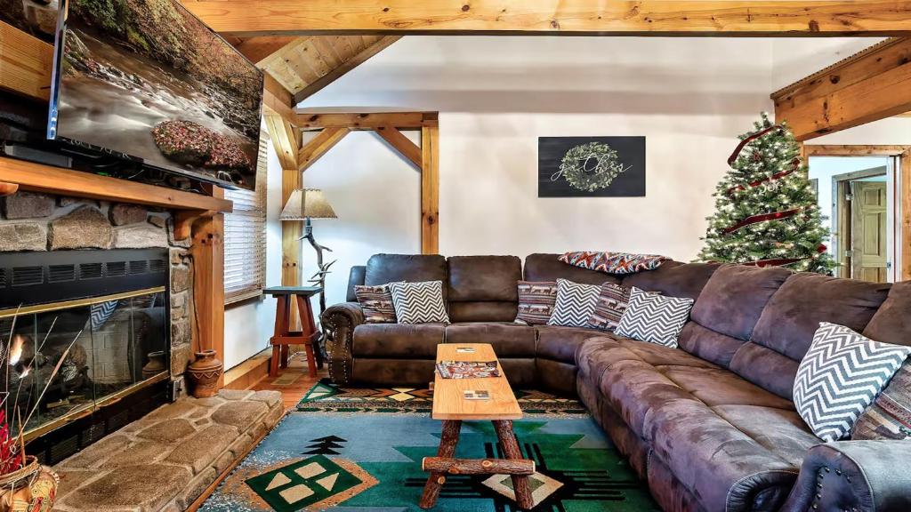 Hillside Hideaway, Sevierville