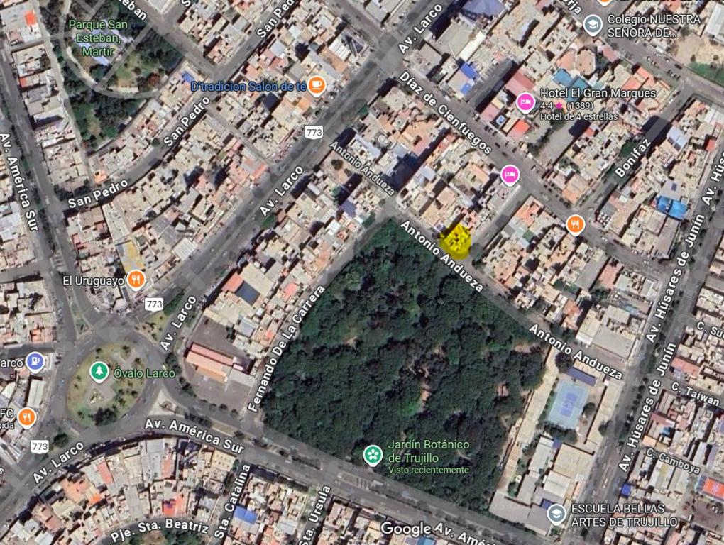 Alquiler de departamento con 02 habitaciones, estudio, sala, cocina, lavanderia y cochera independiente - 4